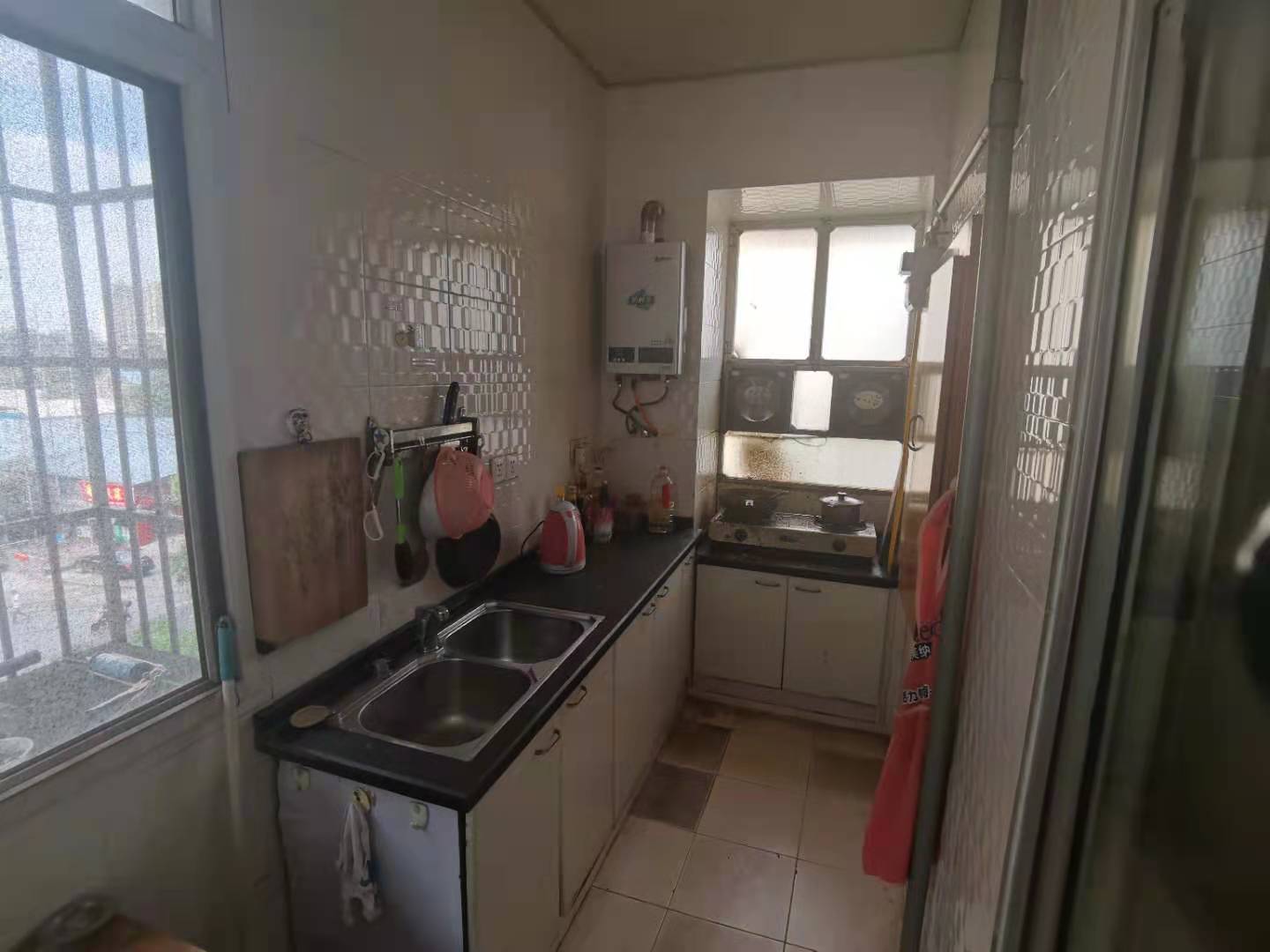 华南路散盘 2室1厅1卫 900.0元/月 华南路散盘 2室1厅1卫 900.0元/月室内图