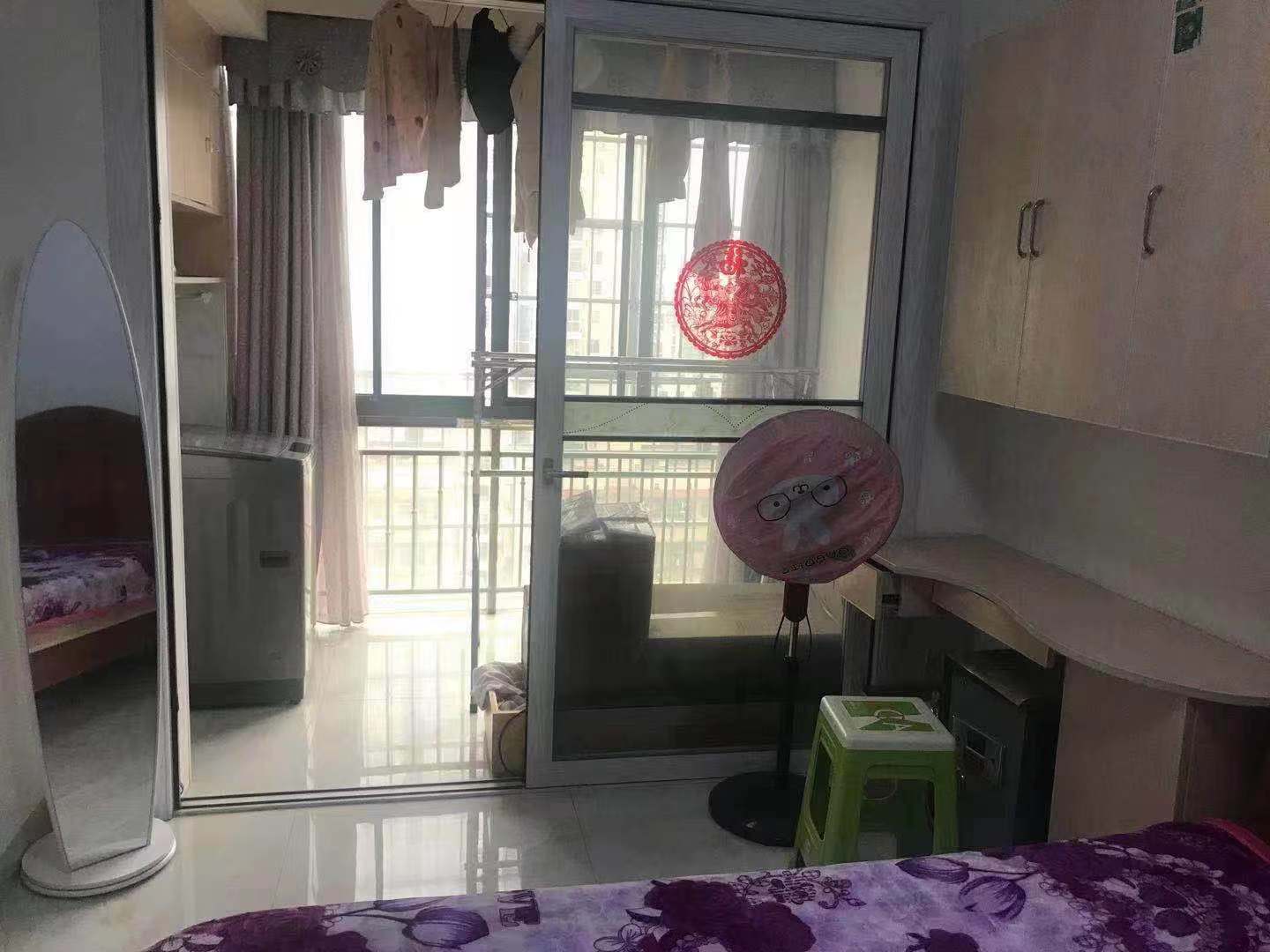 东方巴黎 3室2厅2卫 2200.0元/月 东方巴黎 3室2厅2卫 2200.0元/月室内图