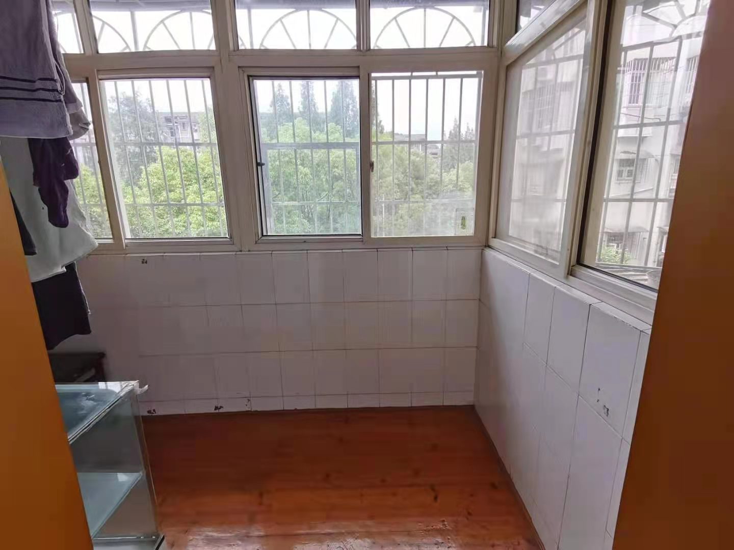 董家塅沿河三村 2室2厅1卫 32.0万 董家塅沿河三村 2室2厅1卫 32.0万客厅