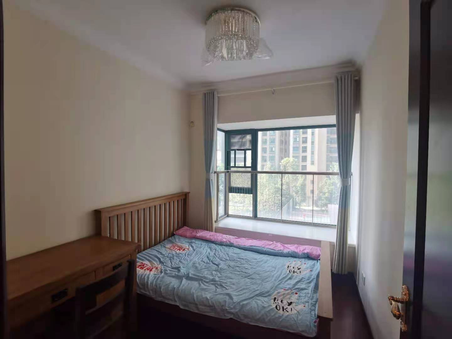 恒大绿洲 3室2厅1卫 2500.00元/月 恒大绿洲 3室2厅1卫 2500.00元/月室内图