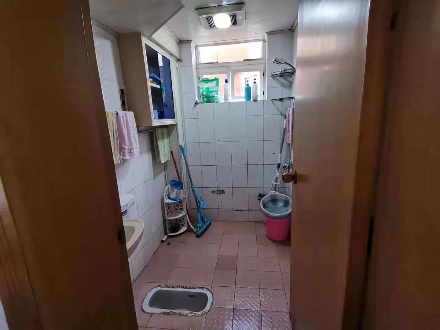 董家塅沿河三村 2室2厅1卫 32.0万 董家塅沿河三村 2室2厅1卫 32.0万客厅