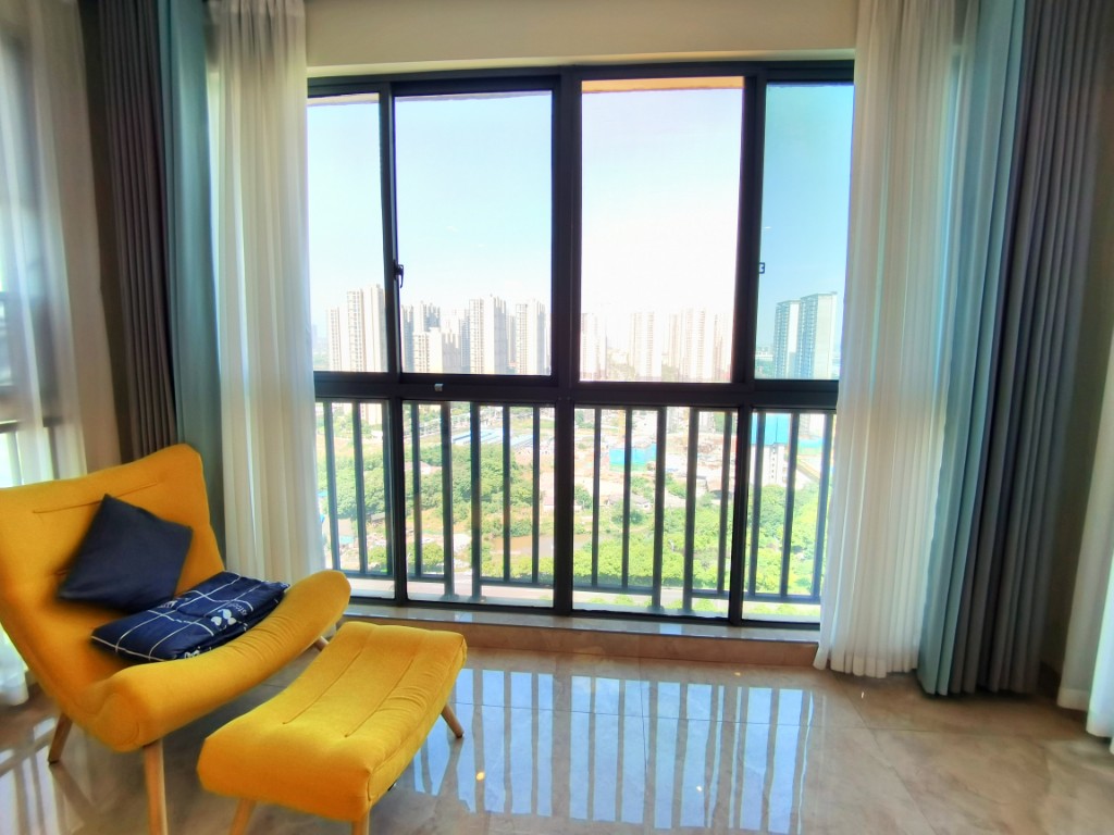 泰山公馆 3室2厅1卫 72.0万 泰山公馆 3室2厅1卫 72.0万客厅