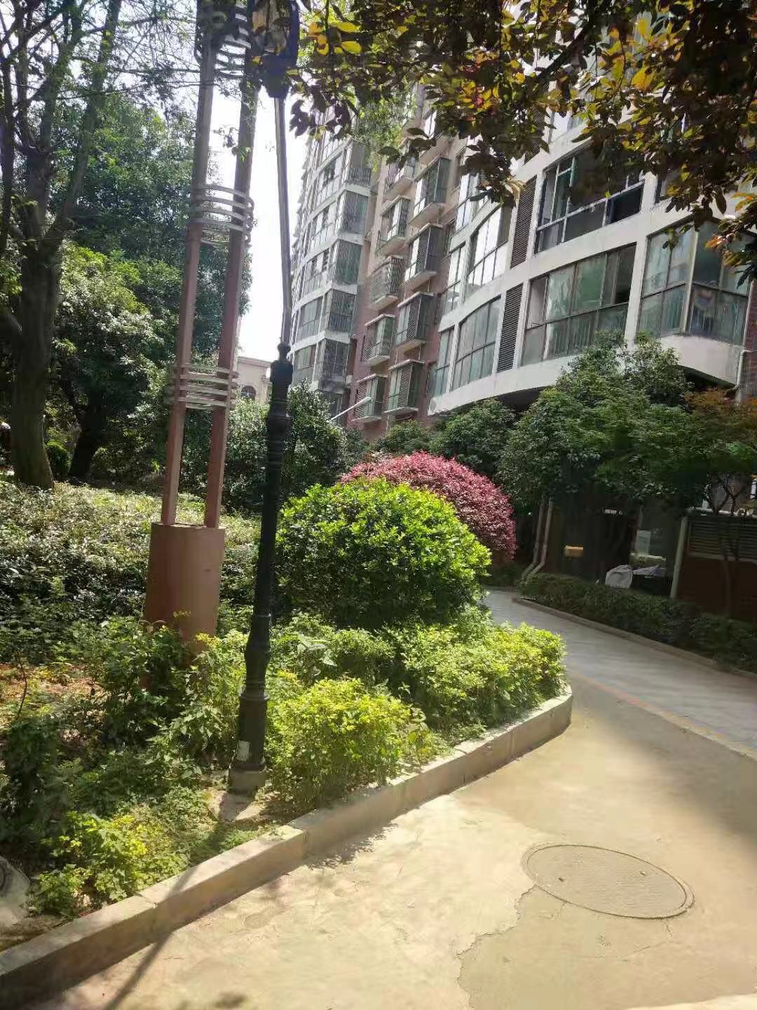 金园小区  3室2厅2卫    100.0万 金园小区  3室2厅2卫    100.0万小区图