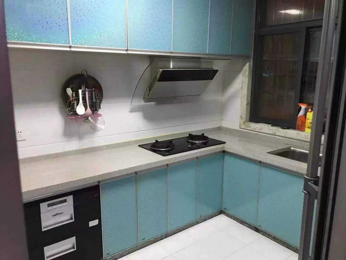 东方巴黎 3室2厅2卫 2200.0元/月 东方巴黎 3室2厅2卫 2200.0元/月室内图