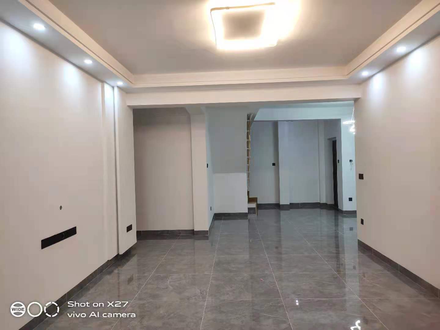 华盛家园  3室2厅2卫    5500.0元/月室内图1