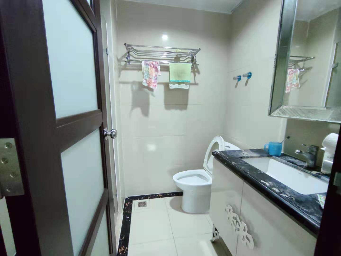 碧桂园 4室2厅2卫 100.0万 碧桂园 4室2厅2卫 100.0万卫生间