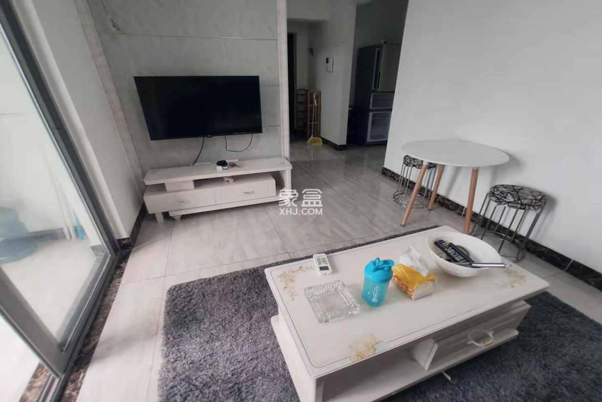 文化园三期  1室1厅1卫    37.0万 文化园三期  1室1厅1卫    37.0万客厅