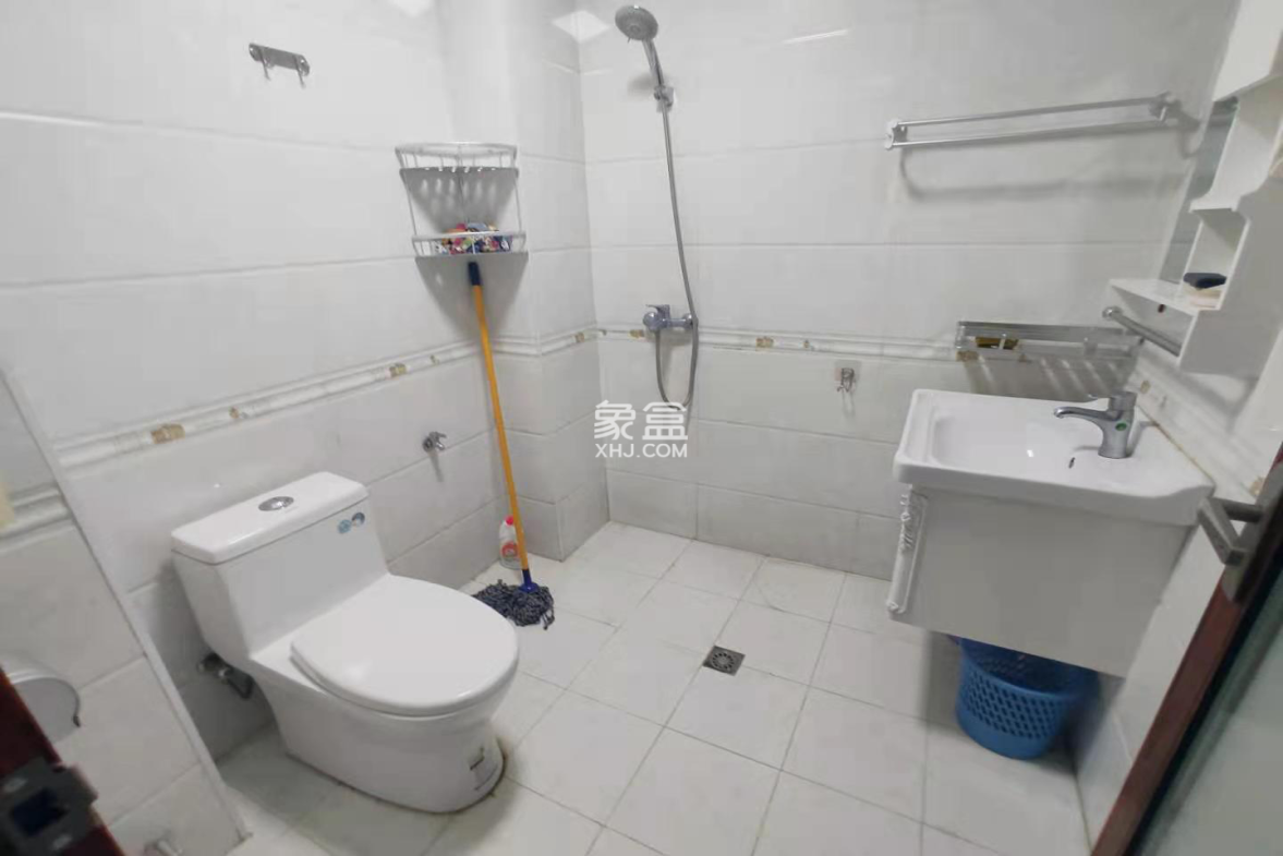 文化园三期  1室1厅1卫    37.0万 文化园三期  1室1厅1卫    37.0万客厅