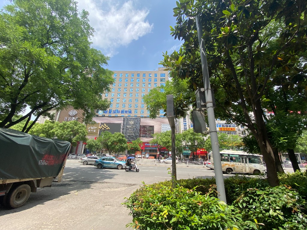 清泉商业街住宅 3室2厅1卫 54.8万 清泉商业街住宅 3室2厅1卫 54.8万小区图