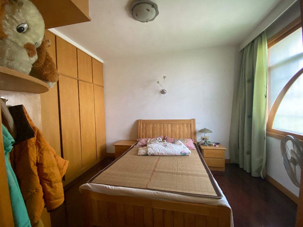 清泉商业街住宅 3室2厅1卫 54.8万 清泉商业街住宅 3室2厅1卫 54.8万卧室