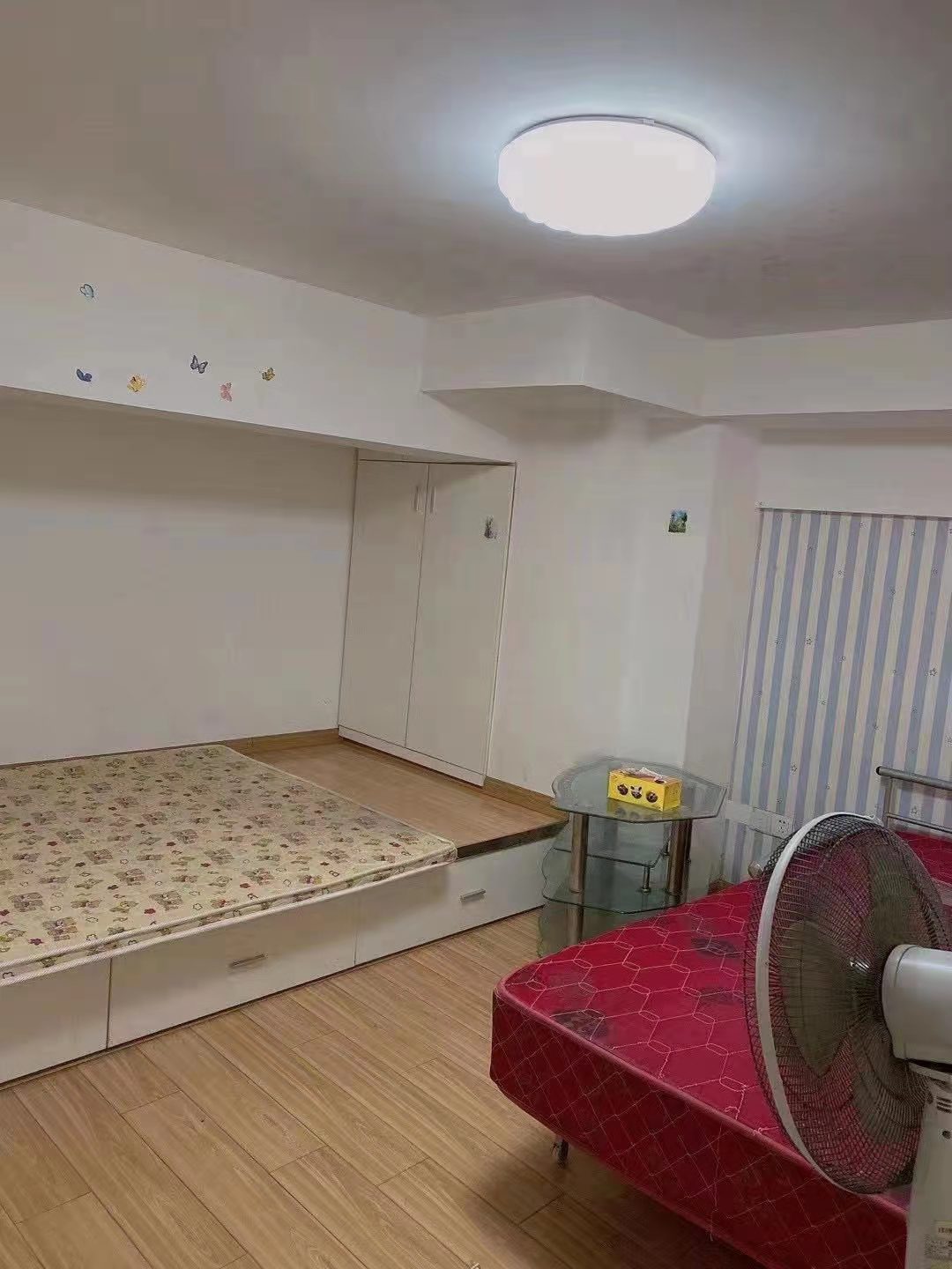 龙泰上品 2室2厅1卫 1300.0元/月 龙泰上品 2室2厅1卫 1300.0元/月室内图