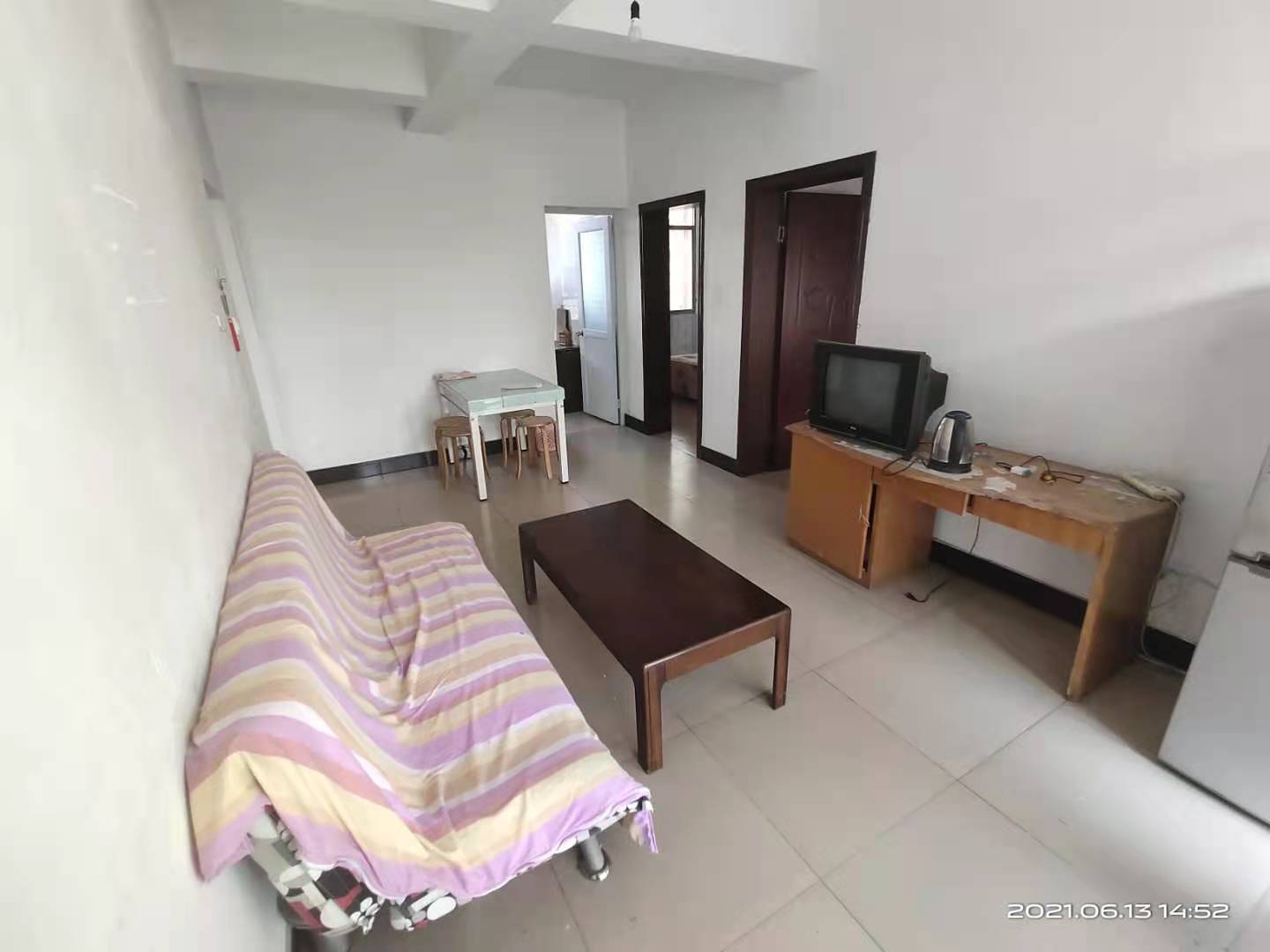 新华一村 2室1厅1卫 1000.0元/月 新华一村 2室1厅1卫 1000.0元/月室内图