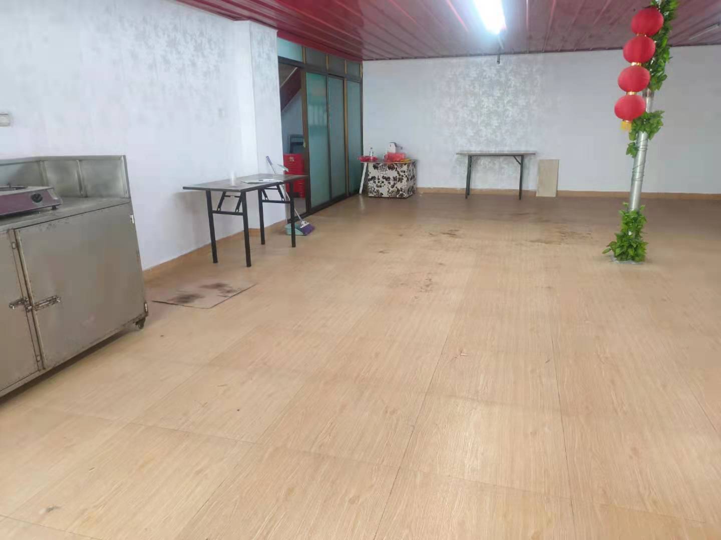 福中福商业城 2室2厅2卫 168.0万 福中福商业城 2室2厅2卫 168.0万客厅