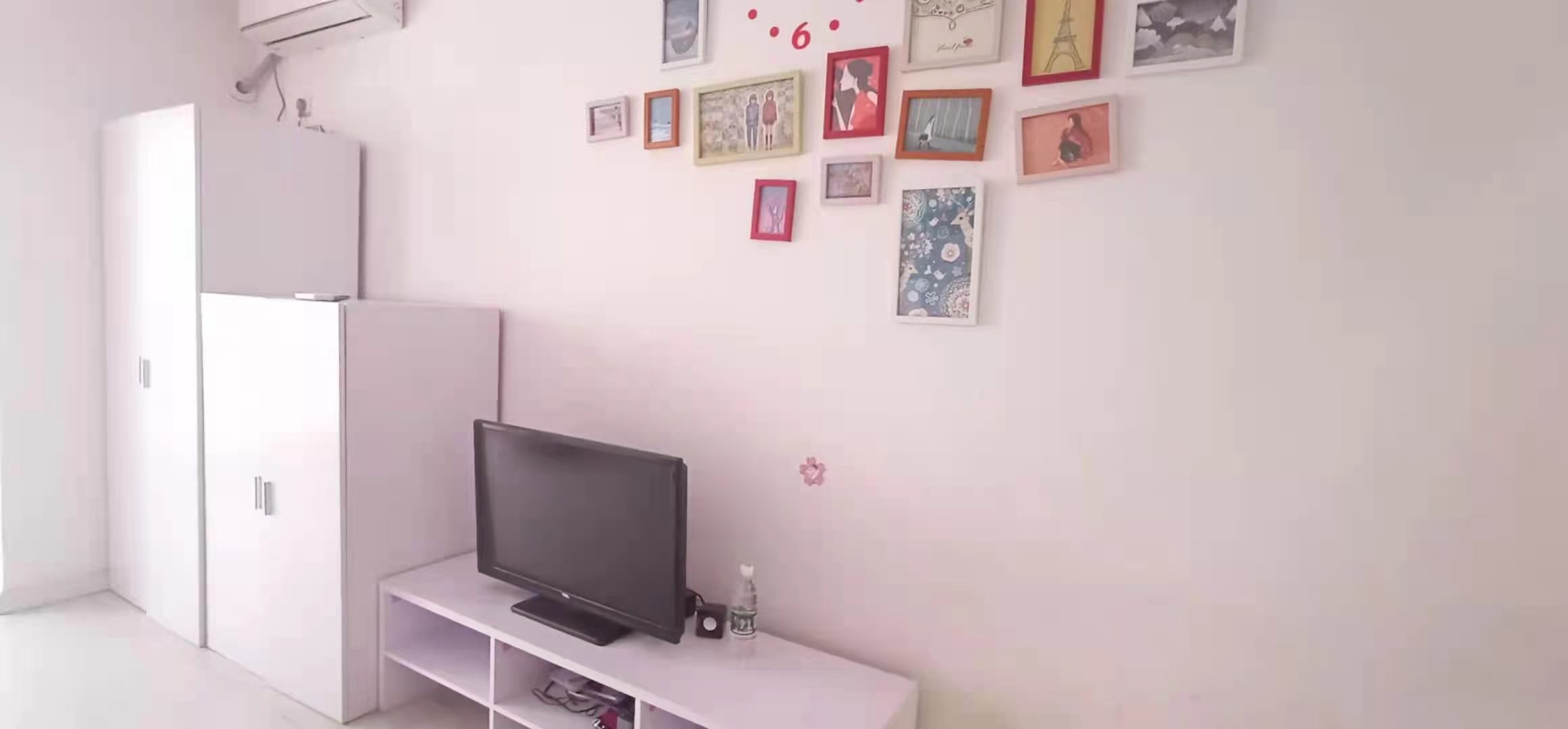 梓山豪苑  1室1厅1卫    36.8万 梓山豪苑  1室1厅1卫    36.8万客厅