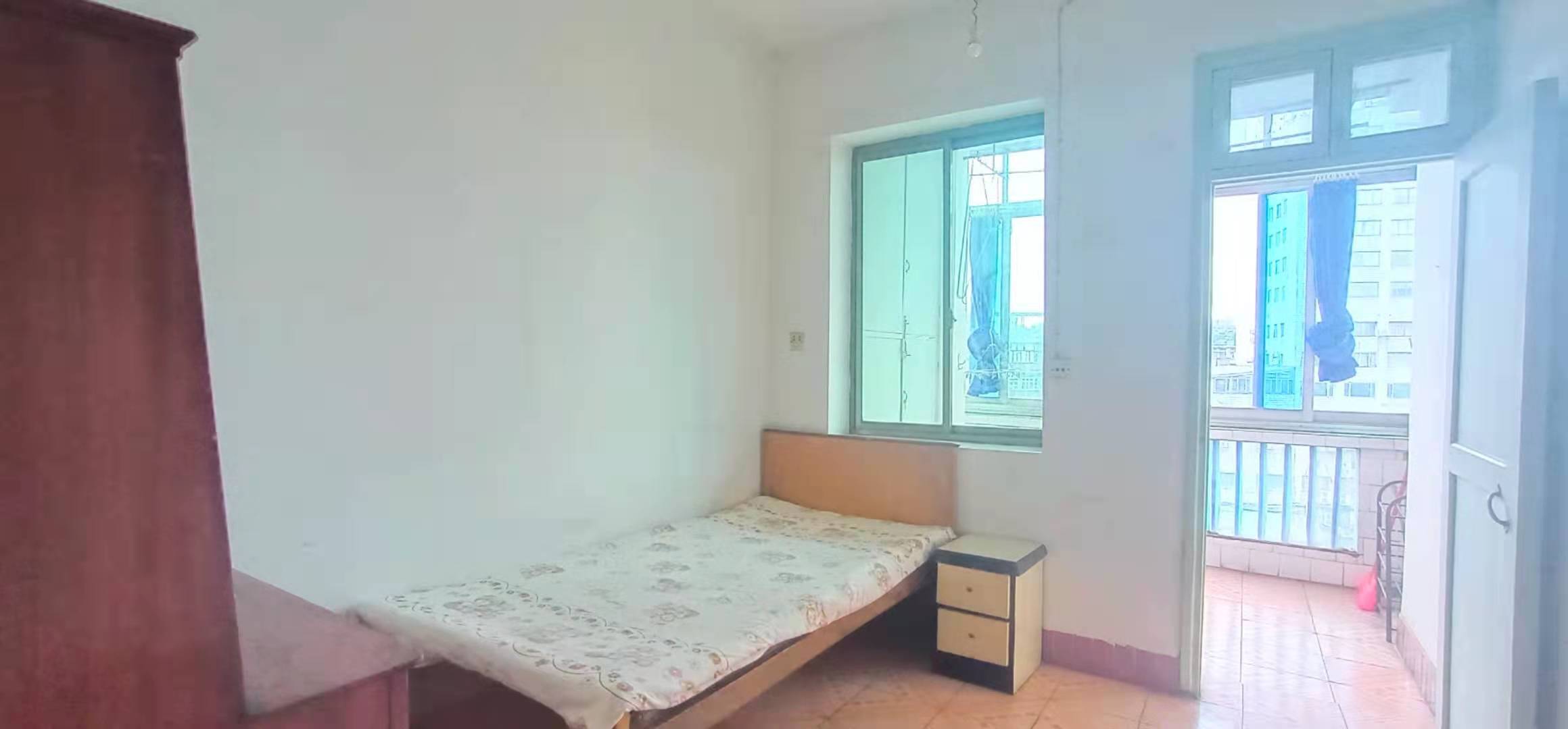 益阳宾馆家属区  3室2厅1卫    45.0万卧室