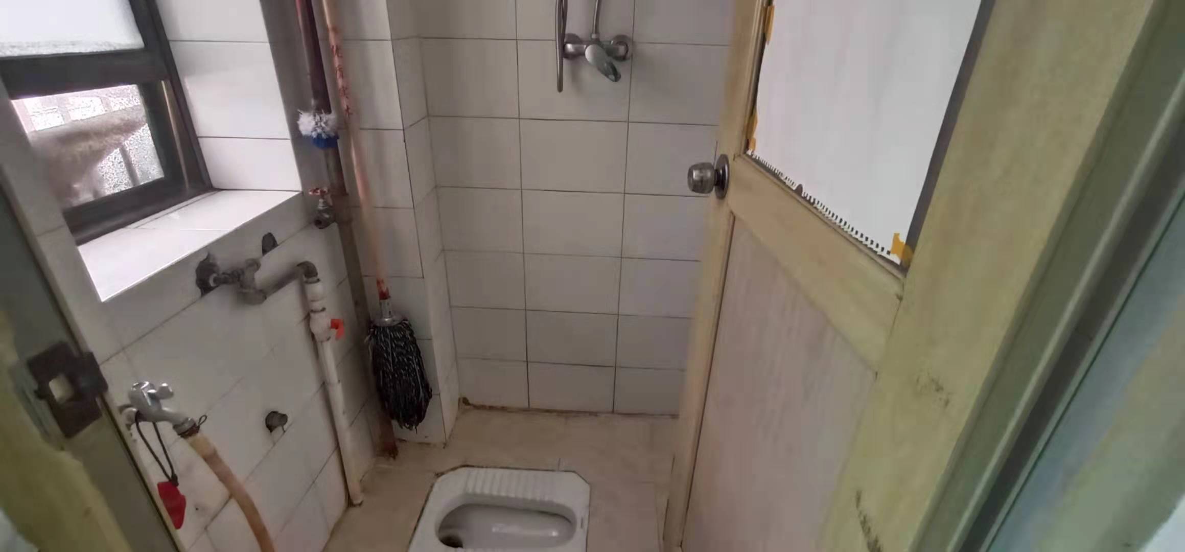 益阳宾馆家属区 3室2厅1卫 45.0万 益阳宾馆家属区 3室2厅1卫 45.0万卫生间