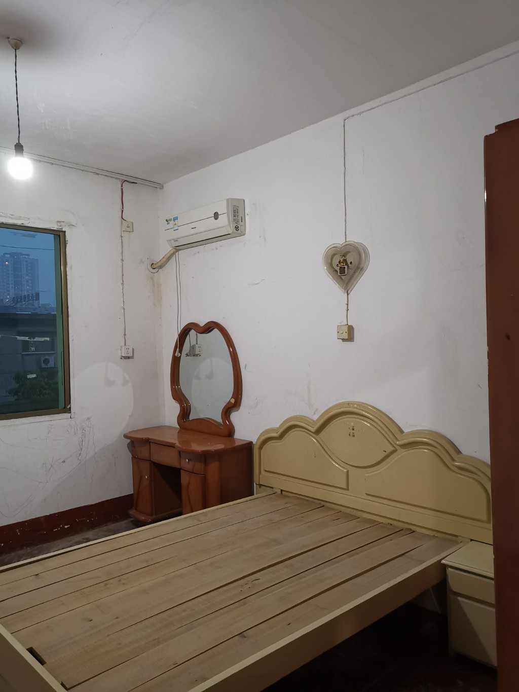 审计局家属楼 3室2厅1卫 1000.0元/月 审计局家属楼 3室2厅1卫 1000.0元/月室内图