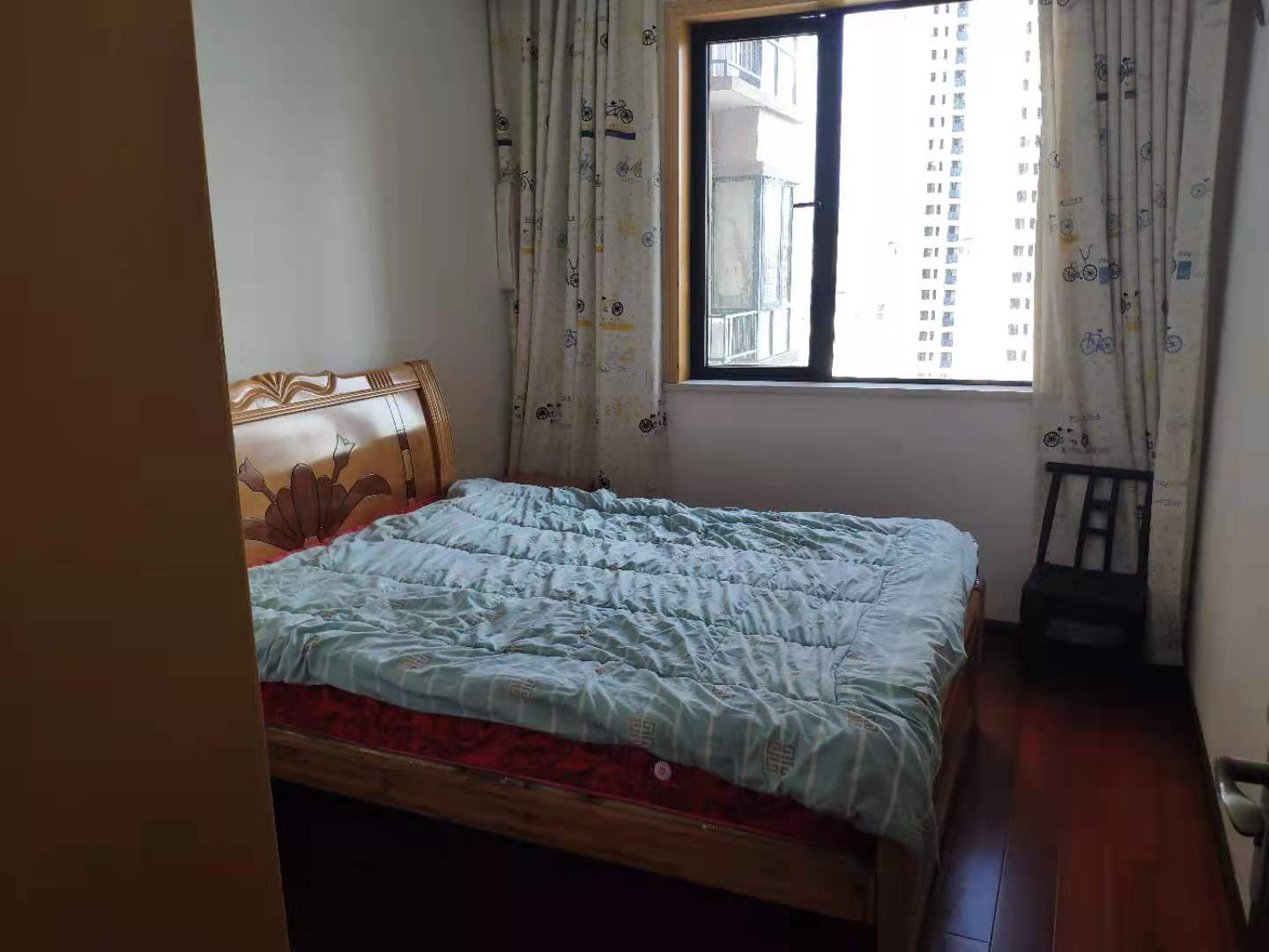 中建麓山和苑  3室2厅2卫   2500.00元/月室内图