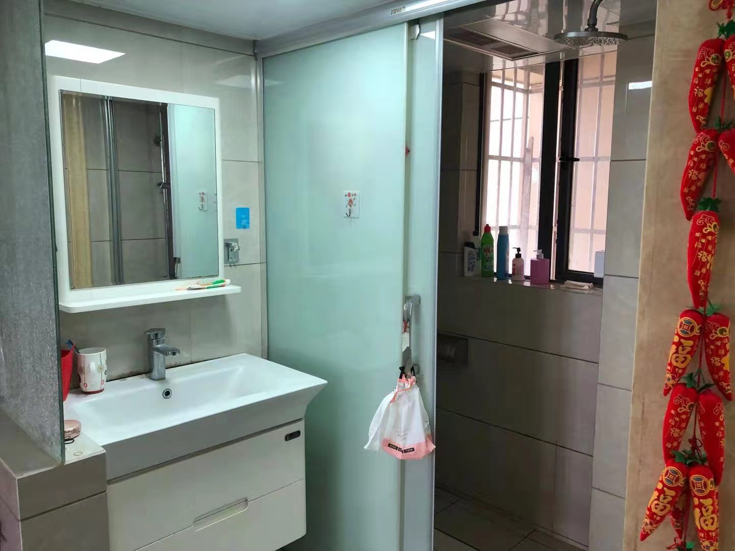 枫溪花园 2室2厅1卫 2000.0元/月 枫溪花园 2室2厅1卫 2000.0元/月室内图