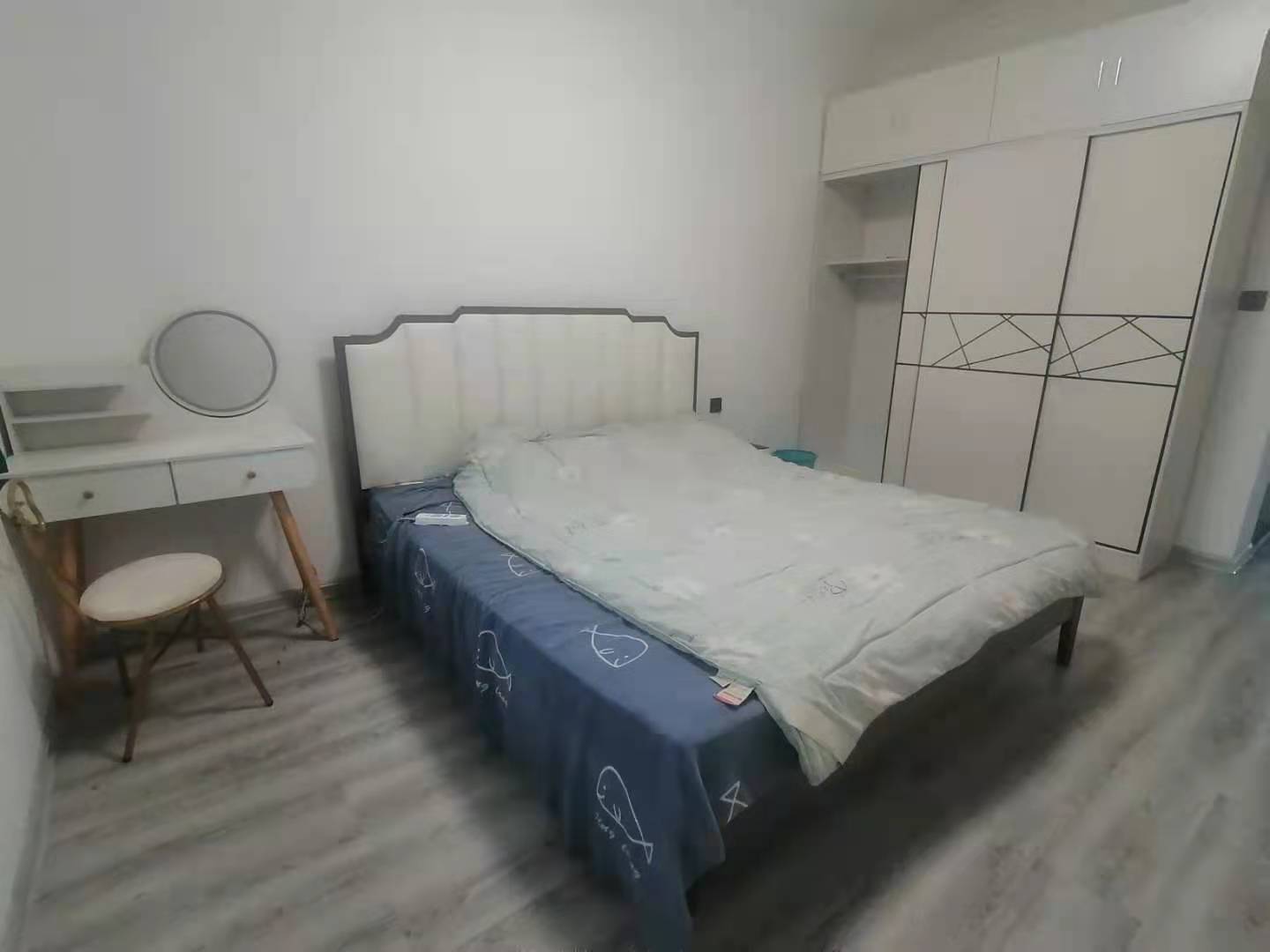 尚邦彩霞满天  3室1厅1卫    1900.0元/月 尚邦彩霞满天  3室1厅1卫    1900.0元/月