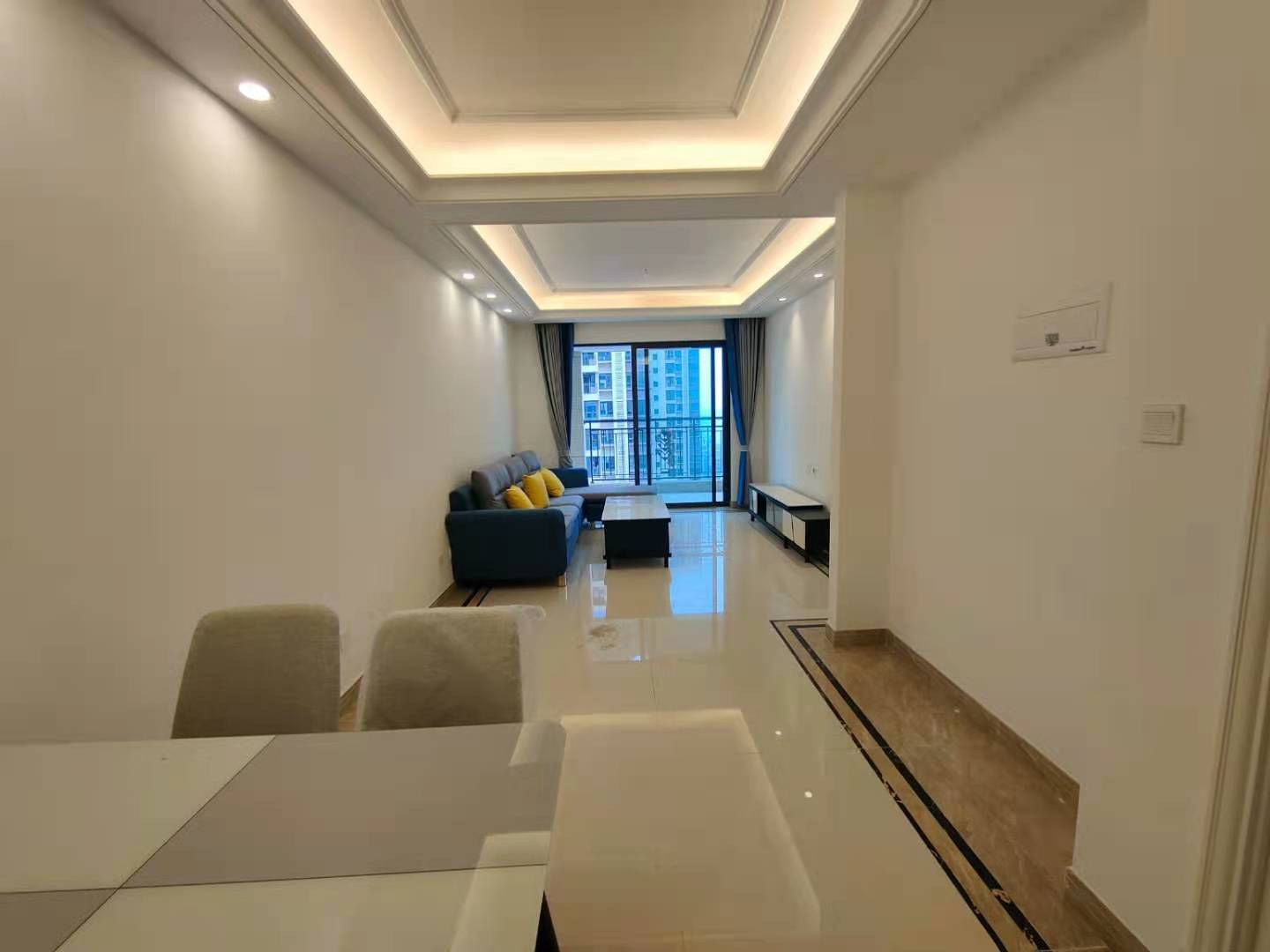 中海锦江城云熙一期  3室2厅1卫    2500.0元/月 中海锦江城云熙一期  3室2厅1卫    2500.0元/月室内图1