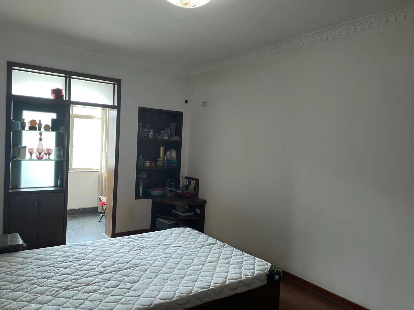 轩宏大厦 3室2厅2卫 63.8万 轩宏大厦 3室2厅2卫 63.8万客厅