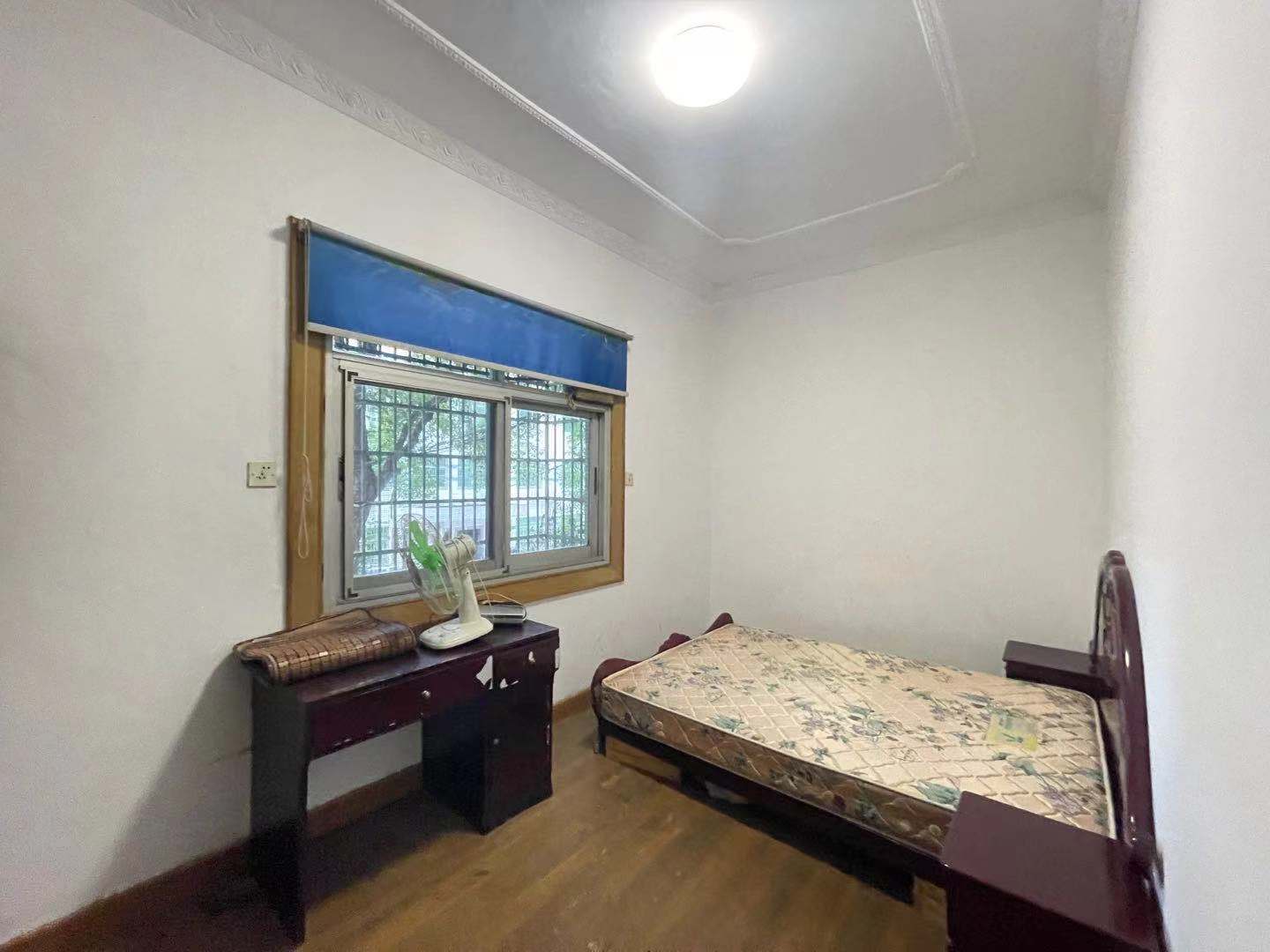 珠江南路建设小区 3室1厅1卫 1600.0元/月 珠江南路建设小区 3室1厅1卫 1600.0元/月室内图