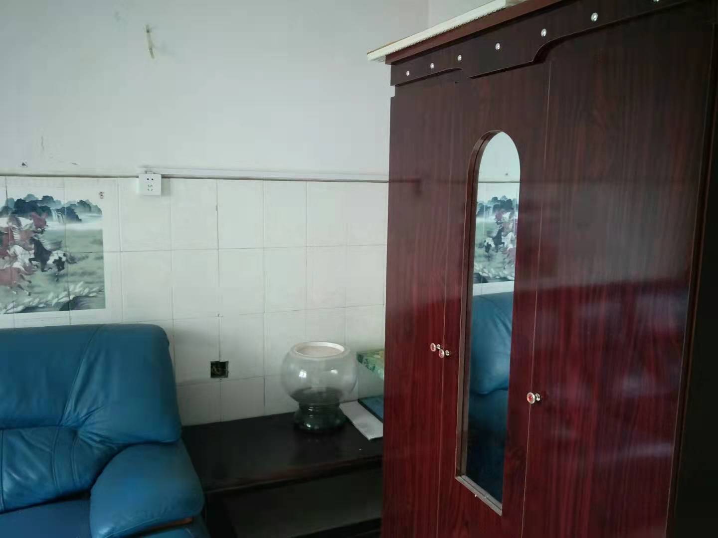 小桃小区 1室1厅1卫 500.0元/月 小桃小区 1室1厅1卫 500.0元/月室内图