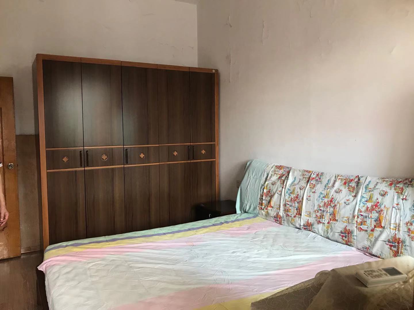 轴承厂小区  2室1厅1卫   900.00元/月室内图