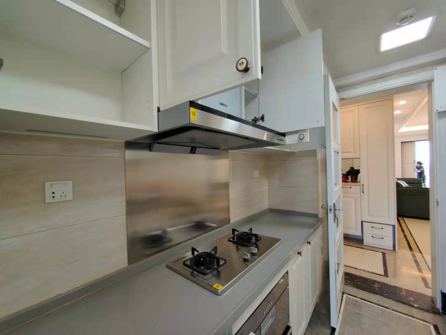 中海锦江城云熙一期  3室2厅2卫    4000.0元/月 中海锦江城云熙一期  3室2厅2卫    4000.0元/月室内图