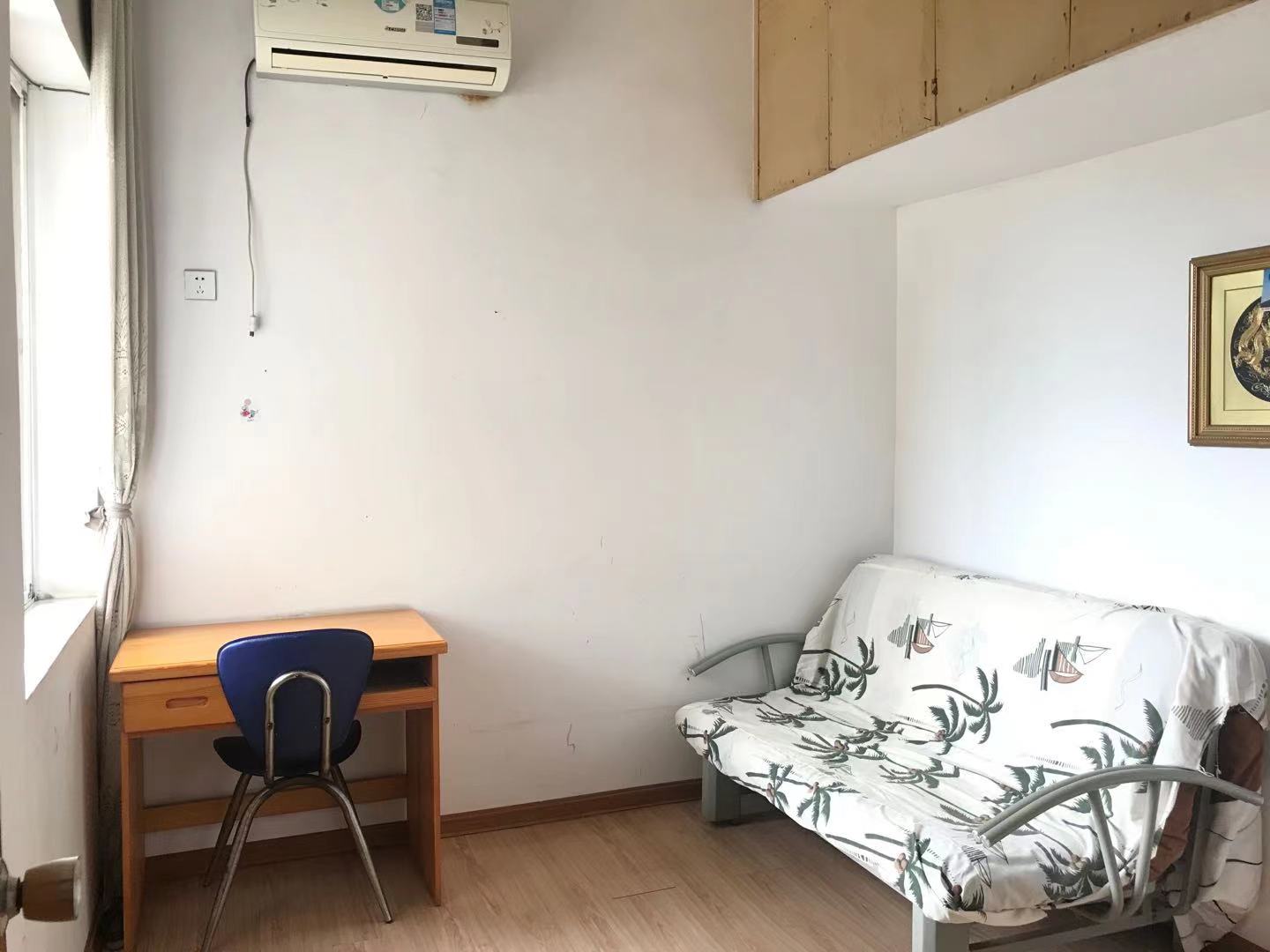 轴承厂小区  2室1厅1卫   900.00元/月室内图