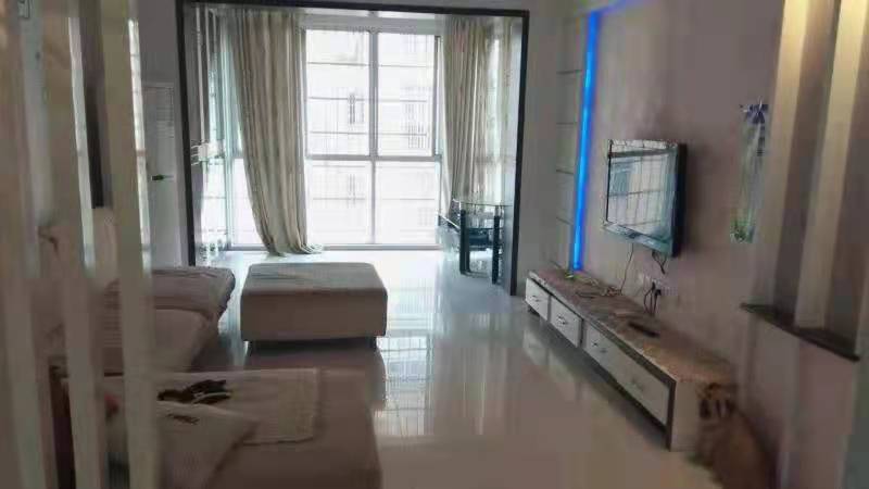 百江花园 2室1厅1卫 49.8万 百江花园 2室1厅1卫 49.8万客厅