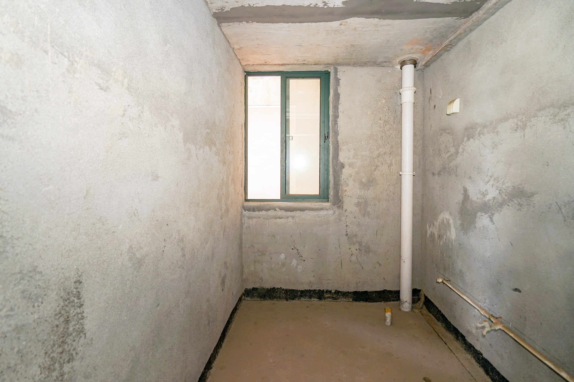 保利花园  3室2厅1卫    126.0万其他