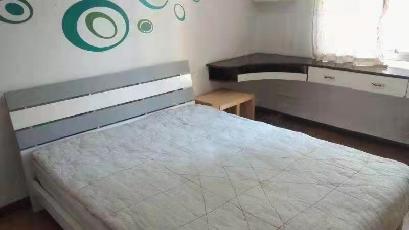 百江花园 2室1厅1卫 49.8万 百江花园 2室1厅1卫 49.8万客厅