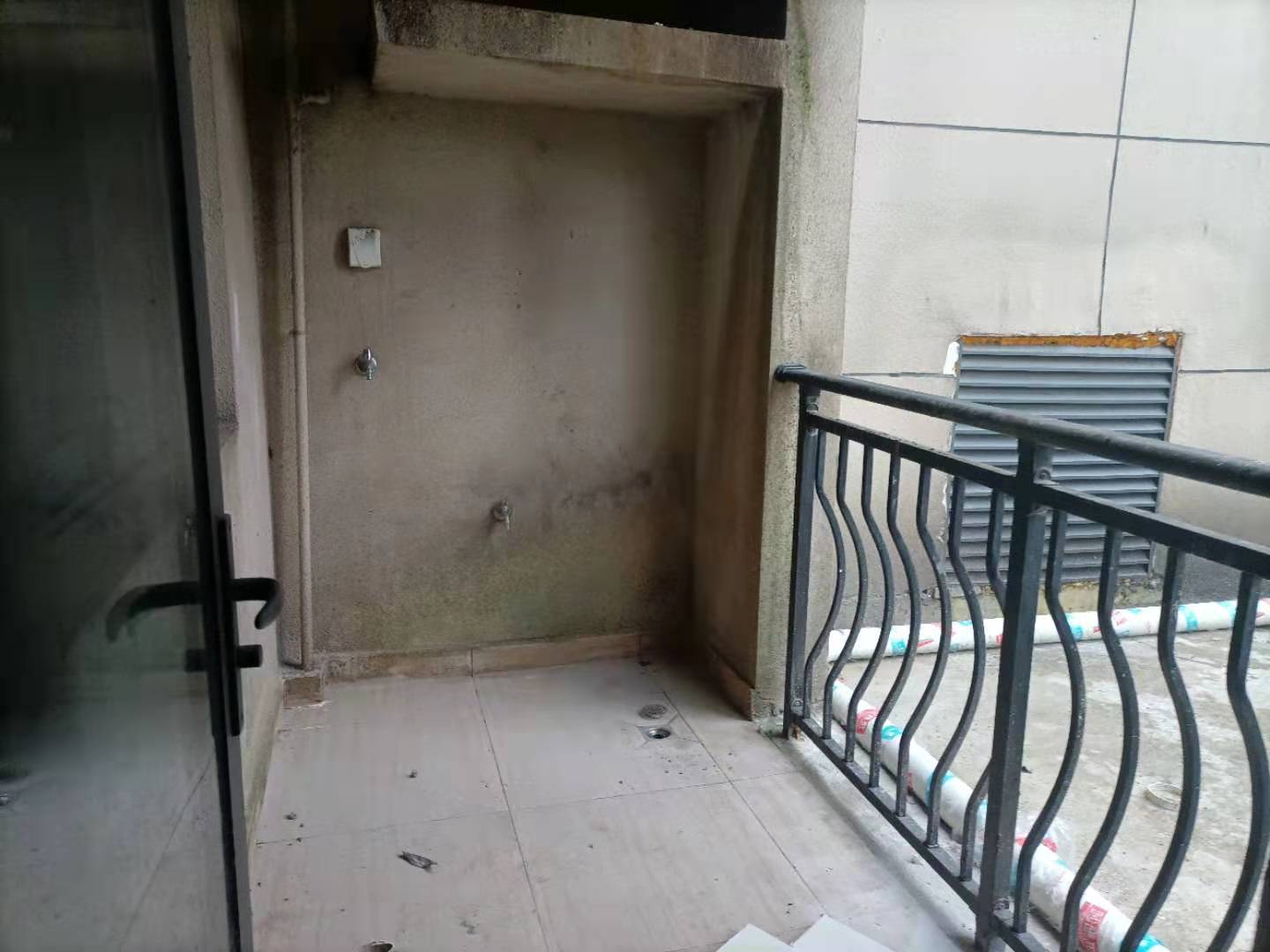 碧桂园 3室2厅2卫 98.0万 碧桂园 3室2厅2卫 98.0万客厅