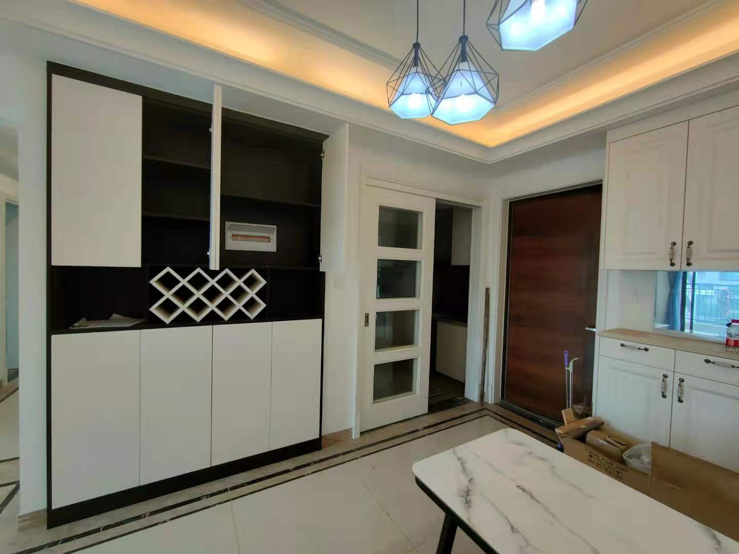 中海锦江城云熙一期  3室2厅2卫    2700.0元/月 中海锦江城云熙一期  3室2厅2卫    2700.0元/月室内图1