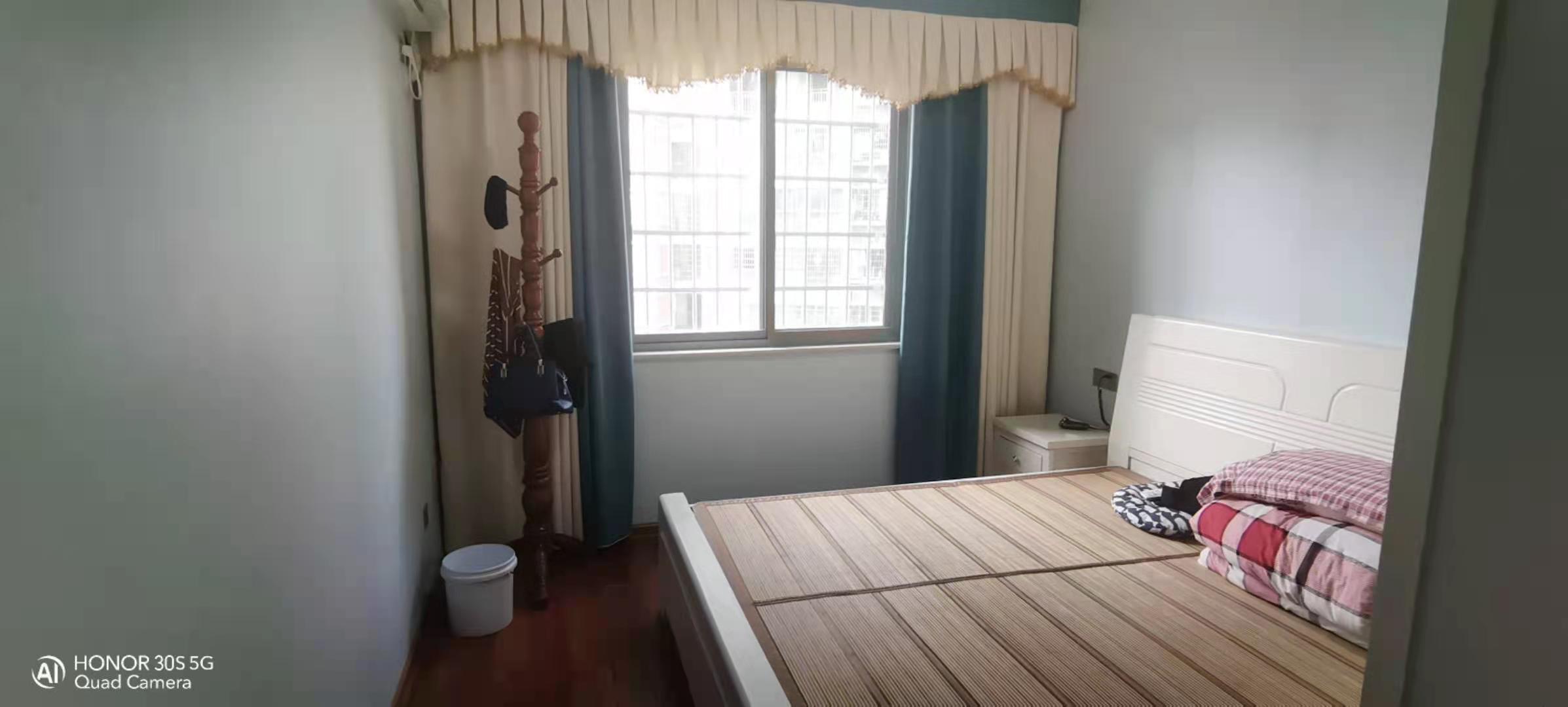 树鑫城市花园  3室2厅2卫    80.0万 树鑫城市花园  3室2厅2卫    80.0万卧室