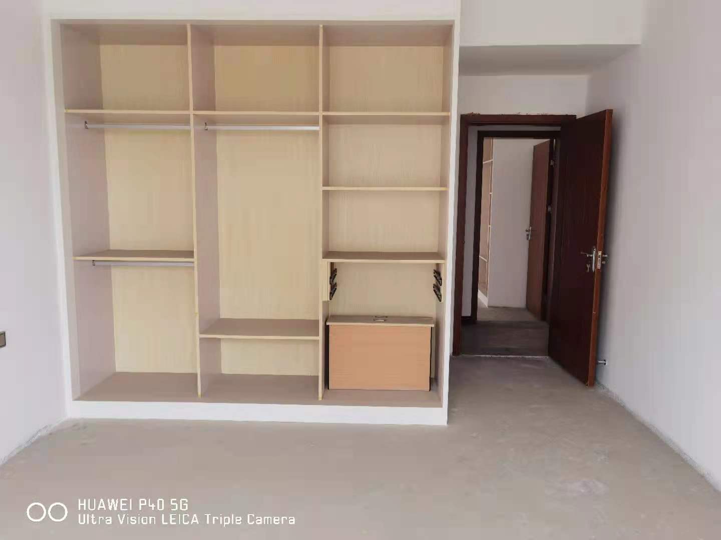 孙水明珠  4室2厅2卫    90.8万 孙水明珠  4室2厅2卫    90.8万卧室