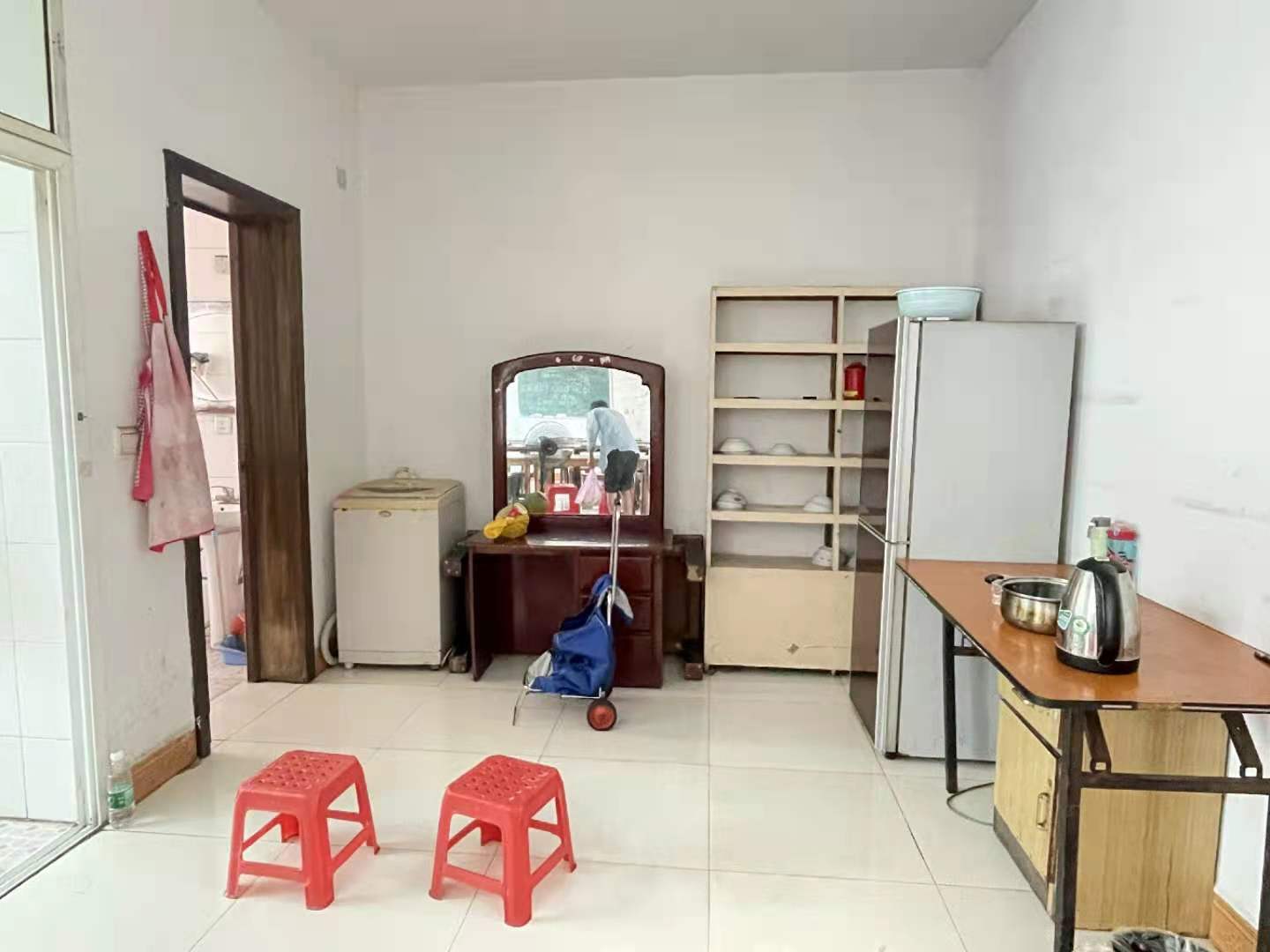 娄星区散盘  3室2厅2卫    49.0万 娄星区散盘  3室2厅2卫    49.0万客厅