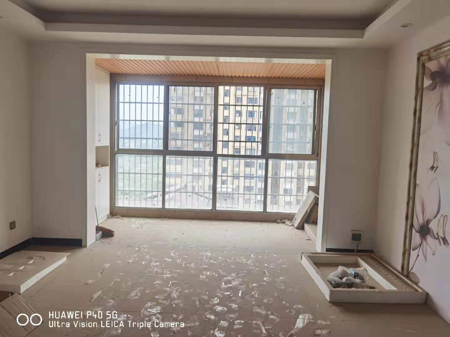 孙水明珠  4室2厅2卫    90.8万 孙水明珠  4室2厅2卫    90.8万客厅