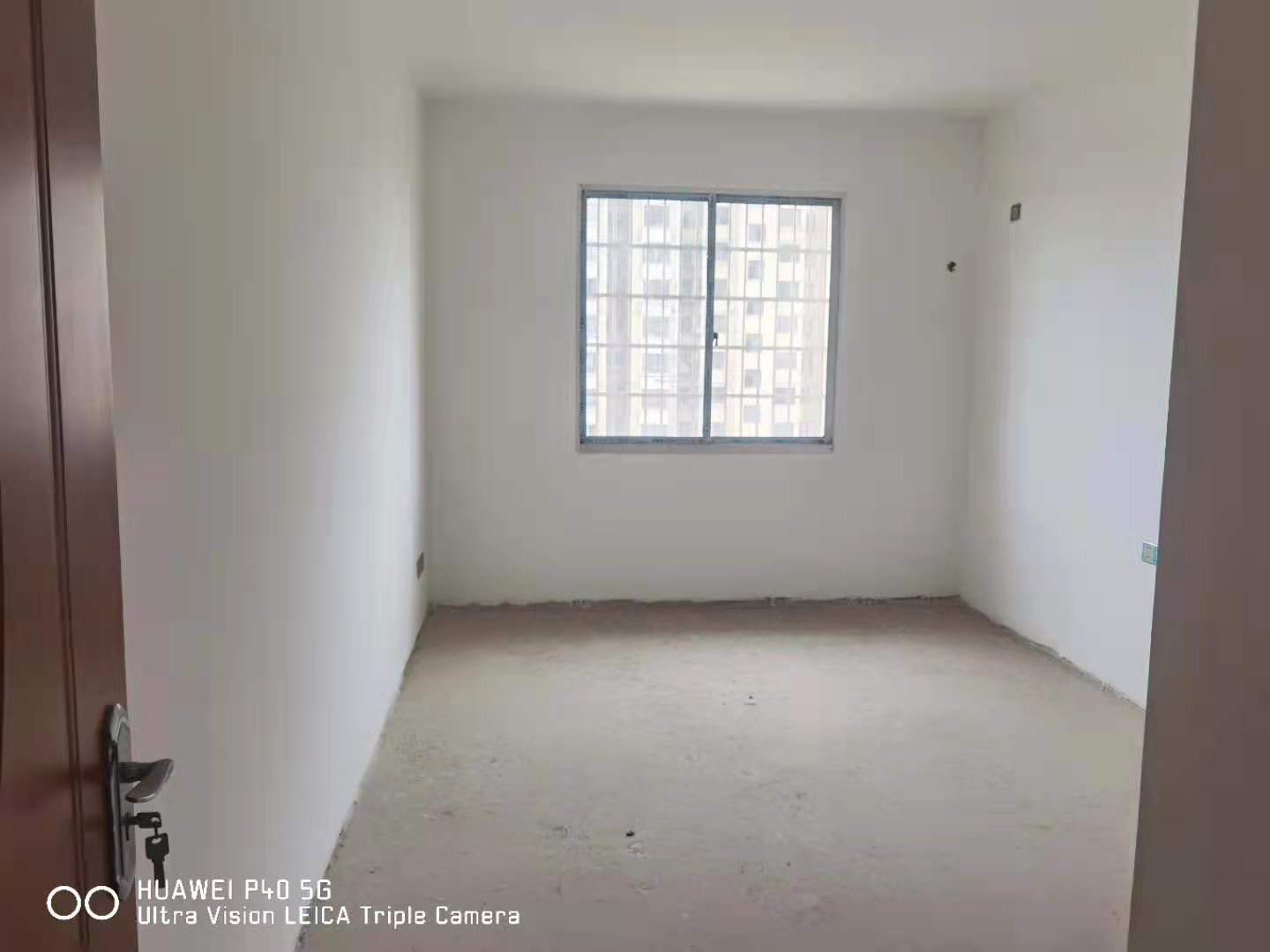 孙水明珠  4室2厅2卫    90.8万 孙水明珠  4室2厅2卫    90.8万卧室