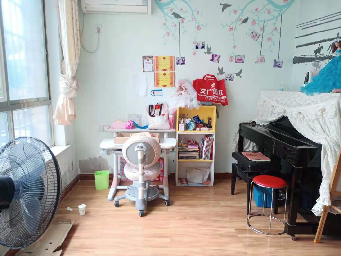 市安监住宅小区(应急管理局) 5室2厅2卫 108.0万 市安监住宅小区(应急管理局) 5室2厅2卫 108.0万其他