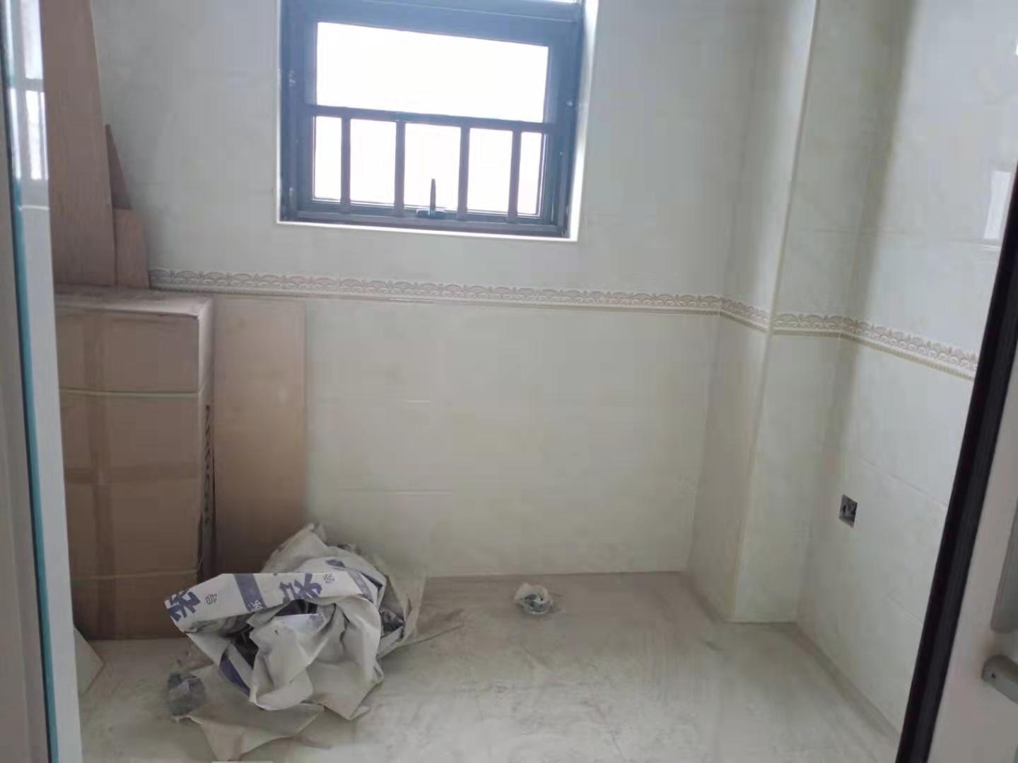 百弘学府城 3室2厅2卫 2000.0元/月 百弘学府城 3室2厅2卫 2000.0元/月室内图