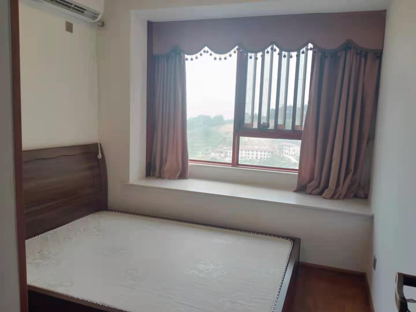 百弘学府城 3室2厅2卫 2000.0元/月 百弘学府城 3室2厅2卫 2000.0元/月室内图