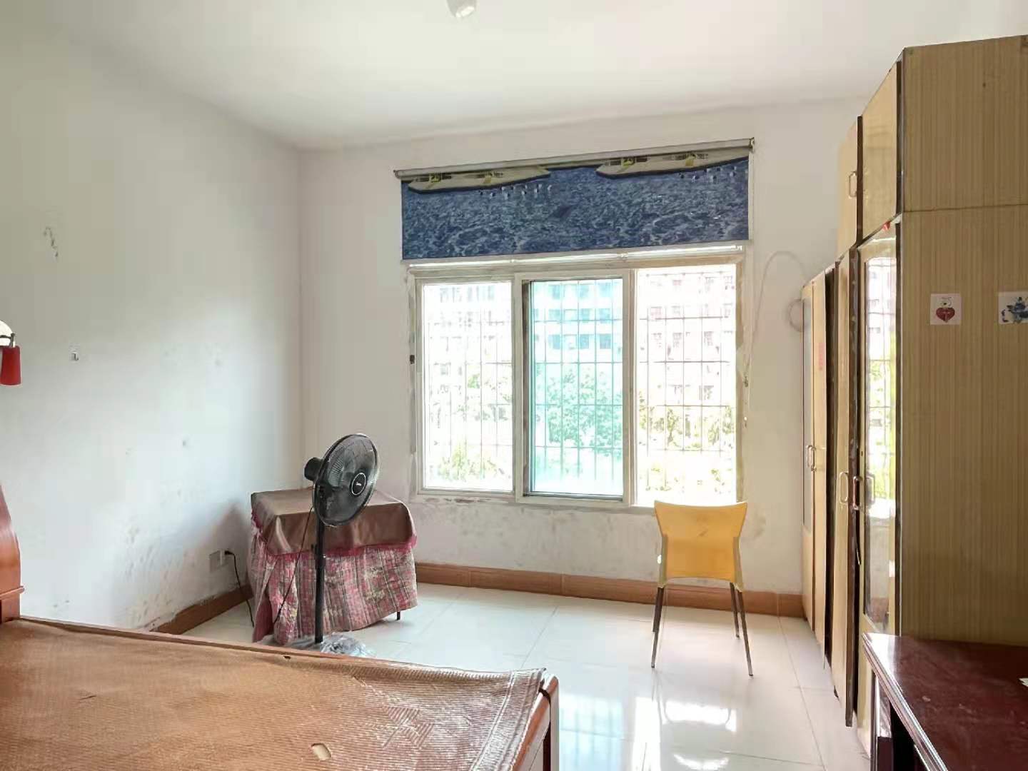 娄星区散盘  3室2厅2卫    49.0万 娄星区散盘  3室2厅2卫    49.0万卧室