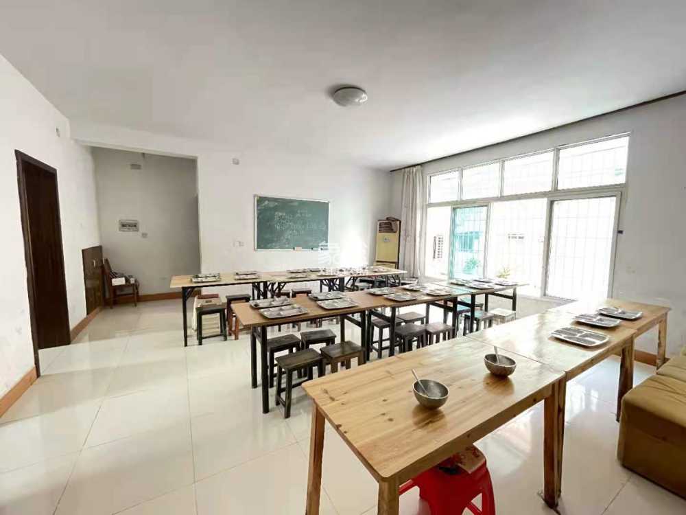 娄星区散盘  3室2厅2卫    49.0万