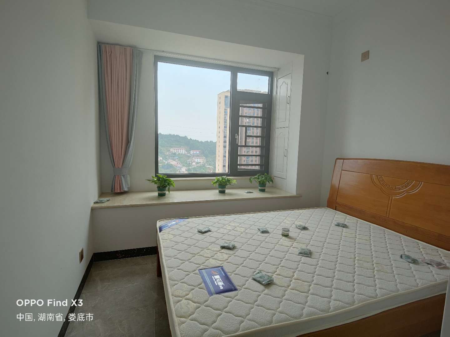 百弘学府城  3室2厅1卫    2500.0元/月 百弘学府城  3室2厅1卫    2500.0元/月室内图