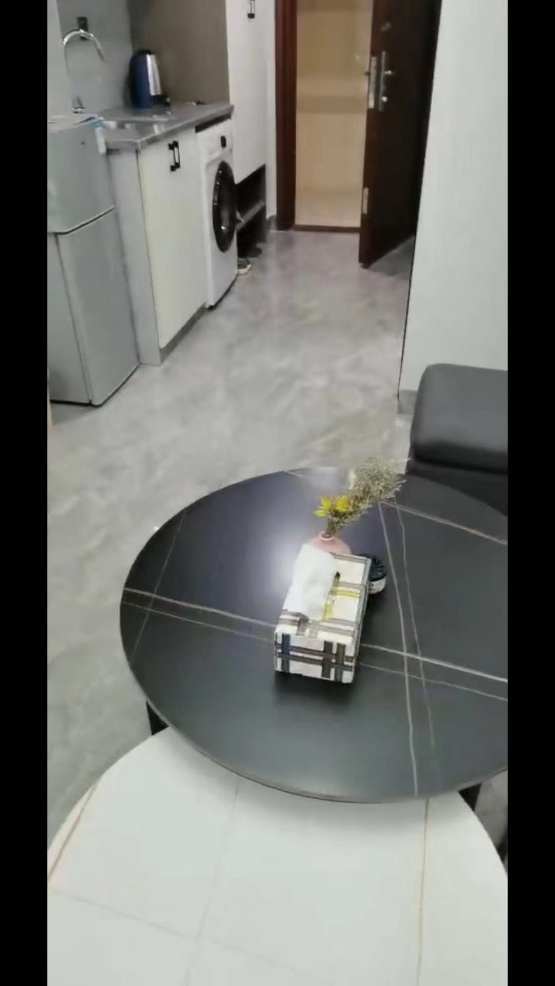 珠江愉景新城  1室1厅1卫   2000.00元/月