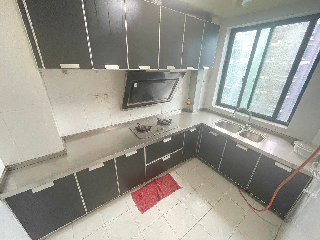 富景园 3室2厅2卫 2500.0元/月 富景园 3室2厅2卫 2500.0元/月室内图