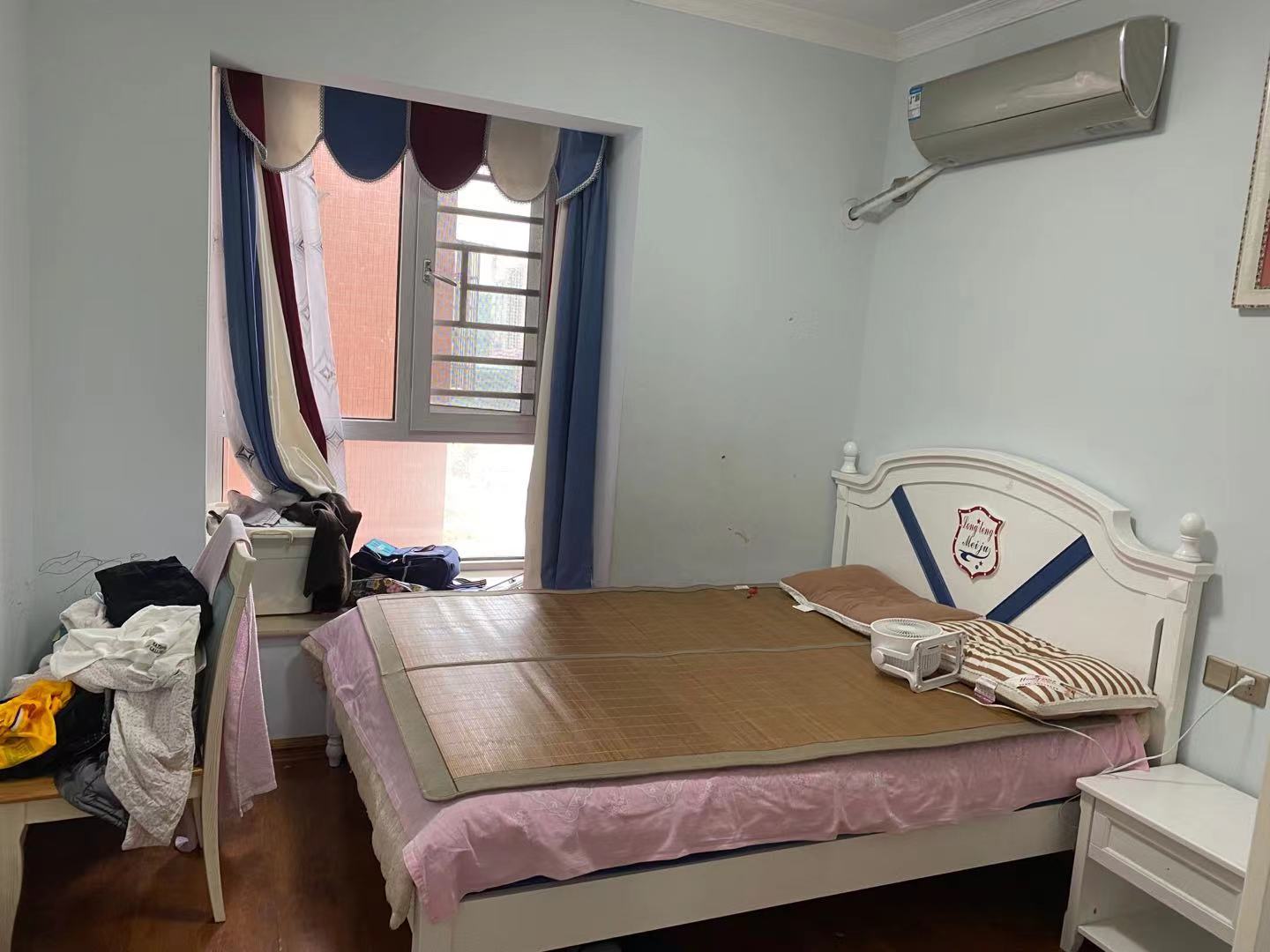 丽春小区 3室2厅1卫 96.8万 丽春小区 3室2厅1卫 96.8万卧室